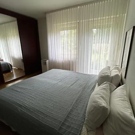 A Pleasant Apartmán *